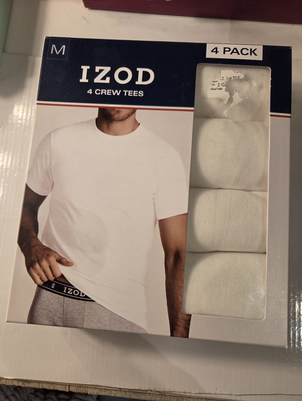 100 Percent CottonIzod Men's 4-Pack White Crew Neck Undershirts